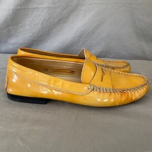 TODS Penny Loafers Womens Junior Size‎ 3.5 US 35 EUR Patent Leather Flat Shoes